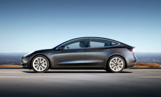 Another Tesla Crashes While on Autopilot – This Time Into a Police Cruiser